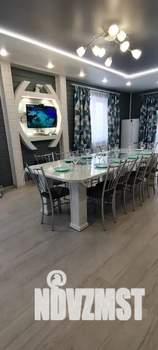 Дом 200м², 2-этажный, посуточно,