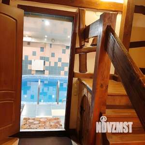 Дом 295м², 2-этажный, посуточно,