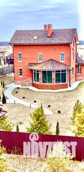 Дом 160м², 3-этажный, посуточно,