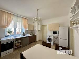 Дом 201м², 2-этажный, посуточно,