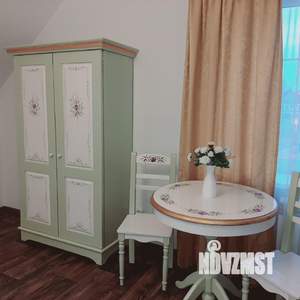 Дом 200м², 2-этажный, посуточно,