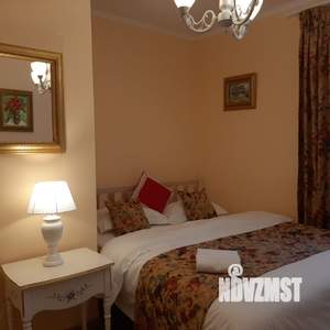 Дом 201м², 2-этажный, посуточно,