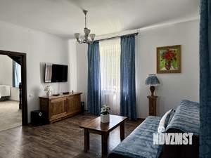 Дом 200м², 2-этажный, посуточно,