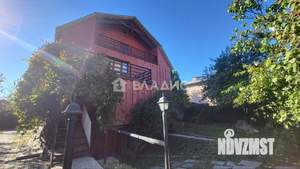 Дом 440м², 3-этажный, участок 7 сот.