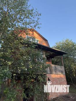 Дом 60м², 2-этажный, участок 6 сот.