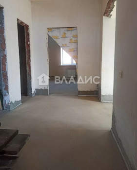 Дом 212м², 2-этажный, участок 6 сот.