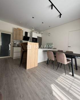 Дом 178м², 2-этажный, участок 12 сот.