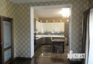 Дом 246м², 2-этажный, участок 15 сот.