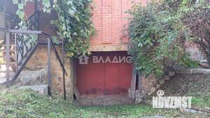 Дом 440м², 3-этажный, участок 7 сот.