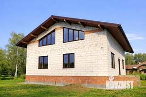 Коттедж 300м², 2-этажный, участок 17 сот.