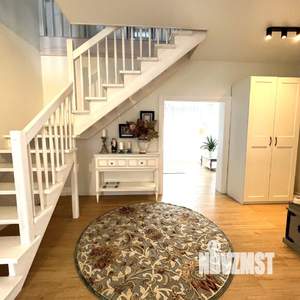 Дом 150м², 2-этажный, участок 10 сот.