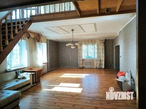 Дом 250м², 3-этажный, участок 7 сот.