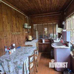 Дом 60м², 2-этажный, участок 6 сот.