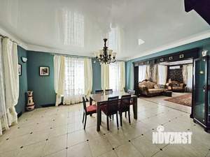 Коттедж 367м², 2-этажный, участок 20 сот.