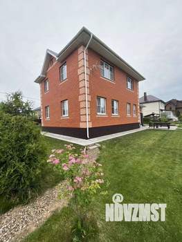 Дом 213м², 2-этажный, участок 15 сот.