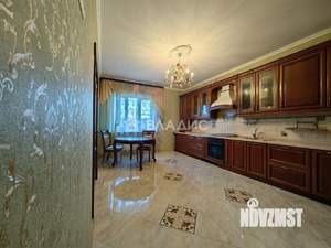Дом 350м², 3-этажный, участок 26 сот.