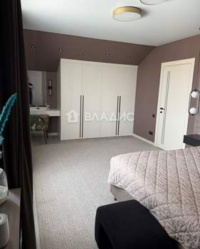 Дом 178м², 2-этажный, участок 12 сот.