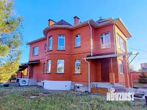 Дом 360м², 3-этажный, участок 13 сот.