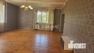 Дом 440м², 3-этажный, участок 7 сот.