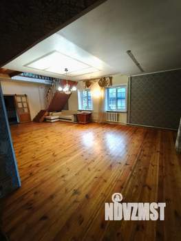 Дом 280м², 3-этажный, участок 7 сот.