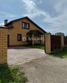 Дом 178м², 2-этажный, участок 12 сот.