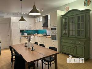 Дом 150м², 2-этажный, участок 10 сот.