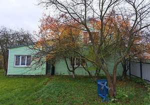 Дом 60м², 2-этажный, участок 8 сот.