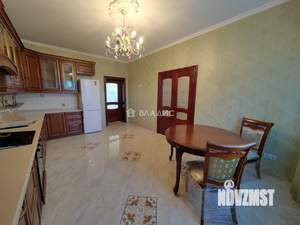 Дом 350м², 3-этажный, участок 26 сот.