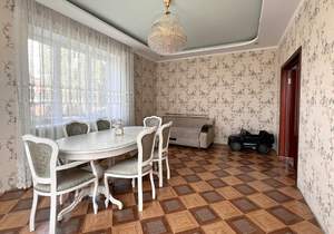 Дом 273м², 2-этажный, участок 0 сот.