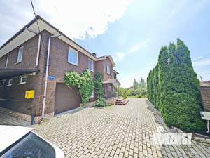 Коттедж 367м², 2-этажный, участок 20 сот.