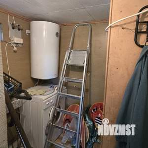 Дом 60м², 2-этажный, участок 6 сот.