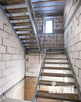 Коттедж 300м², 2-этажный, участок 17 сот.