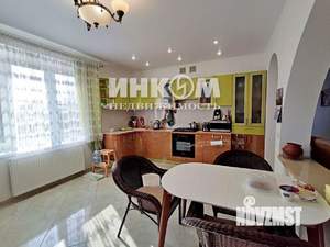 Дом 200м², 2-этажный, участок 21 сот.