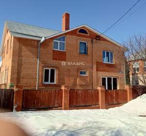 Дом 118м², 2-этажный, участок 2 сот.