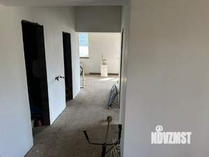 Дом 250м², 3-этажный, участок 6 сот.