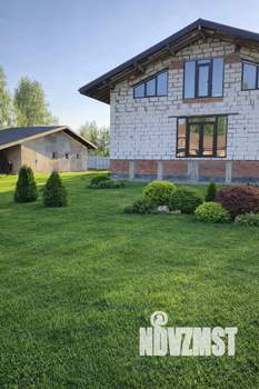 Коттедж 300м², 2-этажный, участок 17 сот.