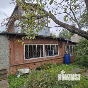 Дом 60м², 2-этажный, участок 6 сот.