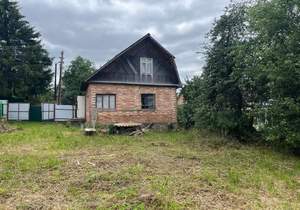 Дом 40м², 2-этажный, участок 6 сот.