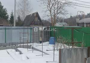 Дом 72м², 2-этажный, участок 6 сот.