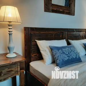 Дом 200м&sup2;, 2-этажный, посуточно, 