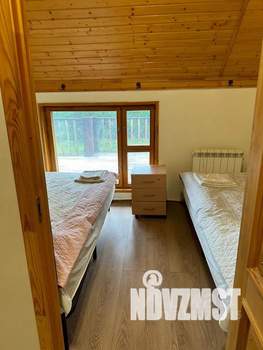 Дом 350м&sup2;, 2-этажный, посуточно, 