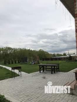 Дом 180м&sup2;, 2-этажный, посуточно, 