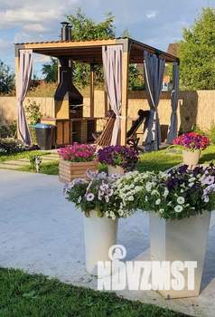 Дом 200м&sup2;, 2-этажный, посуточно, 