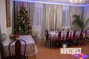 Дом 260м&sup2;, 2-этажный, посуточно, 