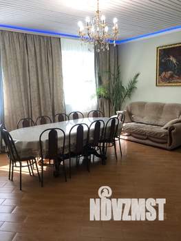 Дом 260м², 2-этажный, посуточно, 