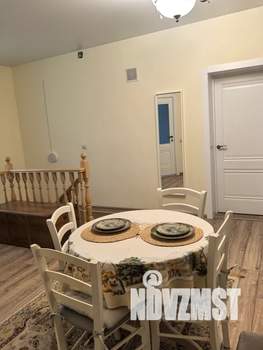 Дом 60м&sup2;, 2-этажный, посуточно, 