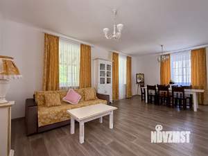 Дом 201м², 2-этажный, посуточно, 