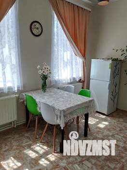 Дом 80м&sup2;, 2-этажный, посуточно, 