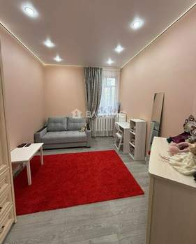 Дом 158м&sup2;, 3-этажный, участок 2 сот.  