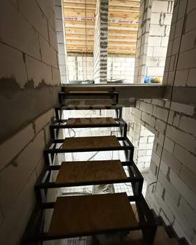 Дом 131м&sup2;, 2-этажный, участок 18 сот.  